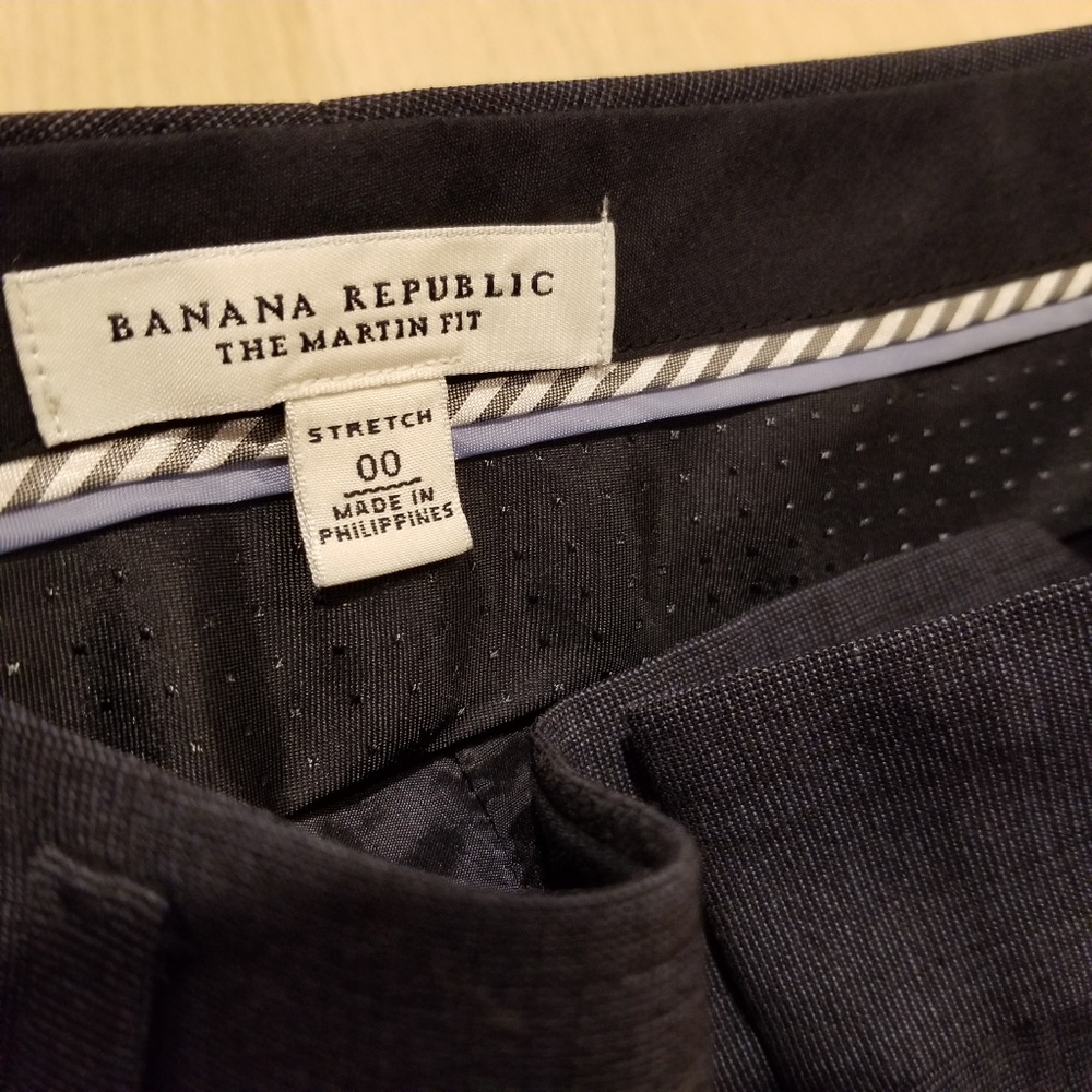 BANANA REPUBLIC THE MARTIN FIT STRETCH WOOL BLEND